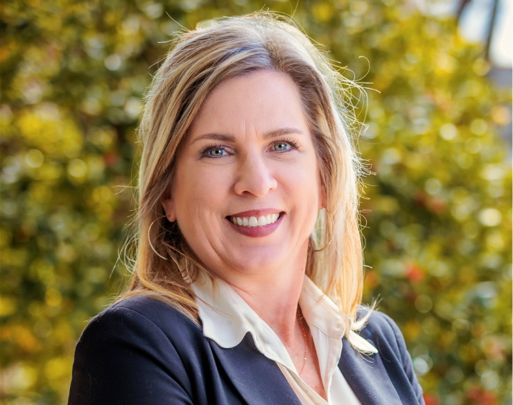 Photo of Julie Kobak