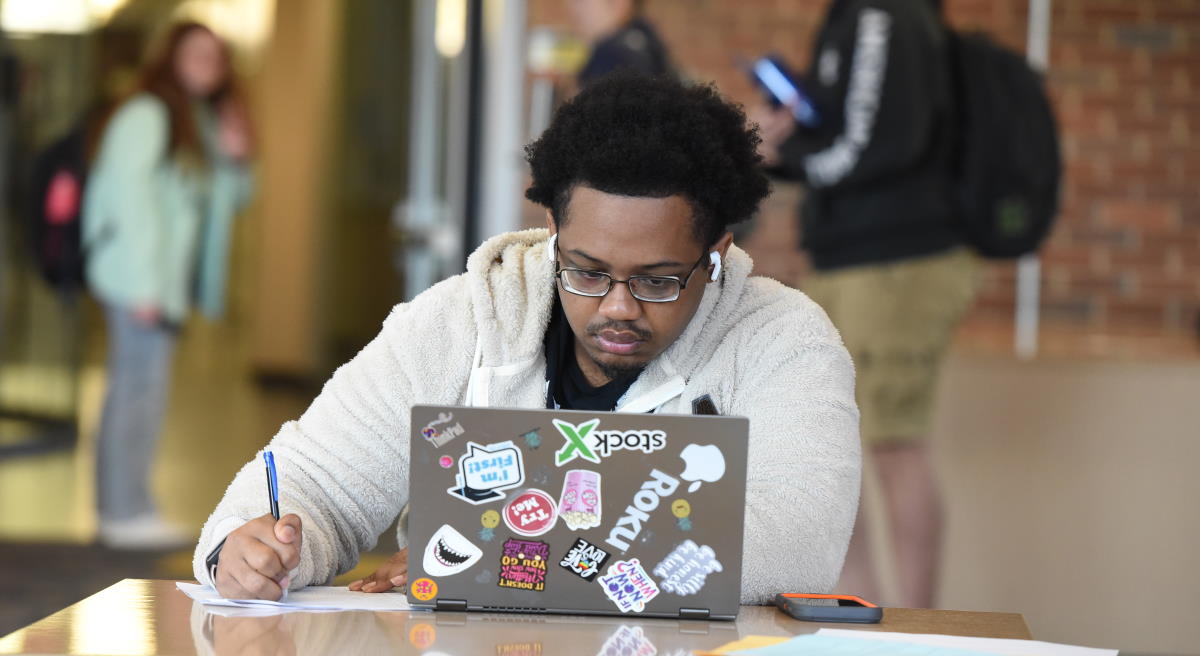 associates in accounting banner