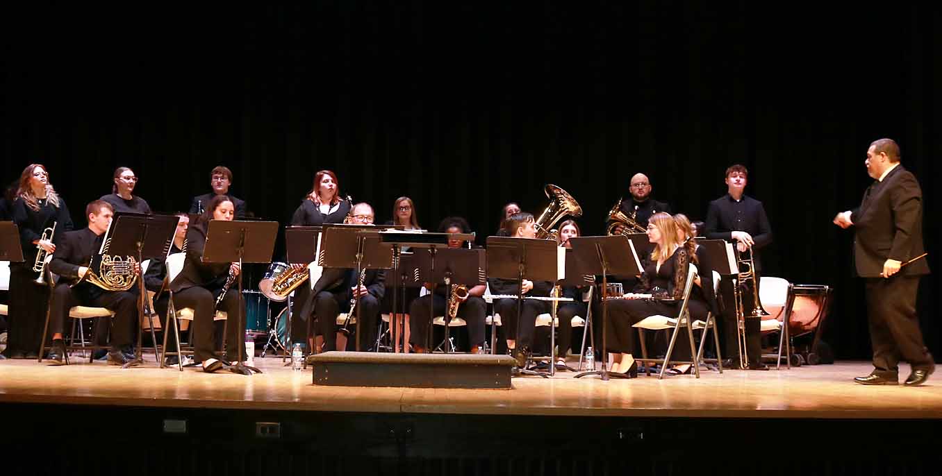 Thiel Concert Band Spring Performance story 2026