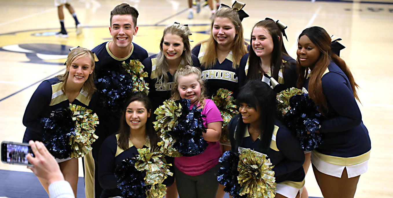 Carmen Trisket Story 